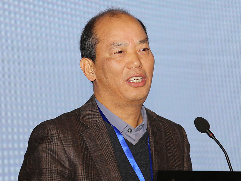 政策组合拳有利于房地产行业回稳