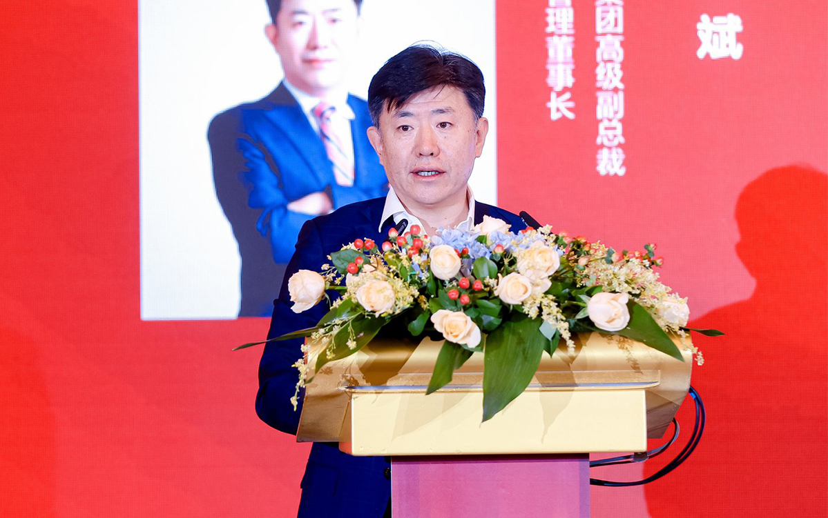 金地集团高级副总裁、金地管理董事长郝一斌